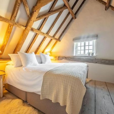 Beekeeper'S Cottage Факенхем Экстерьер фото