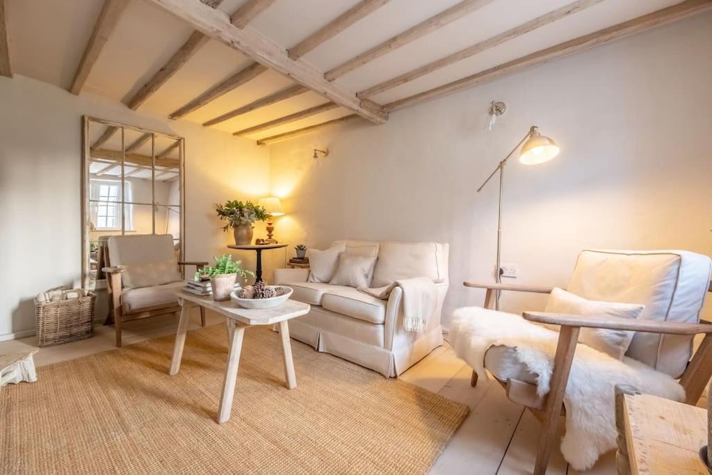 Beekeeper'S Cottage Факенхем Экстерьер фото
